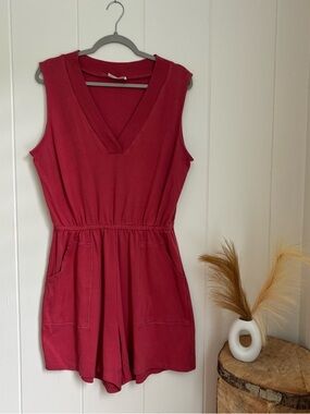 Zenana Outfitters Sleeveless V-Neck Mini Romper in Deep Red